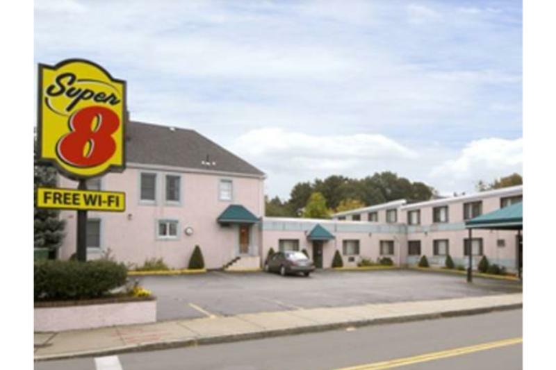 Hotel Super 8 By Wyndham Watertown/Cambridge/Boston Area Exterior foto